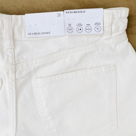 NEW We Wore What White Denim Shorts Cutoffs Seamed Flare Classic Size 26 - Picture 10 of 12
